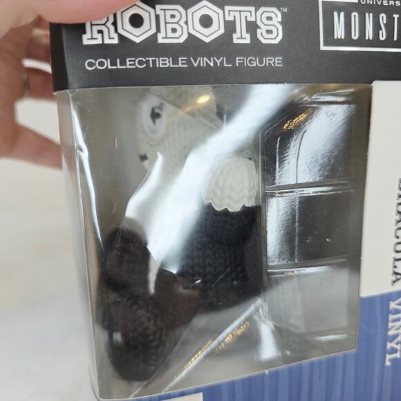 Handmade By Robots Universal Monster Dracula  # 239  Vinyl  Figure New in Box - Picture 5 of 8